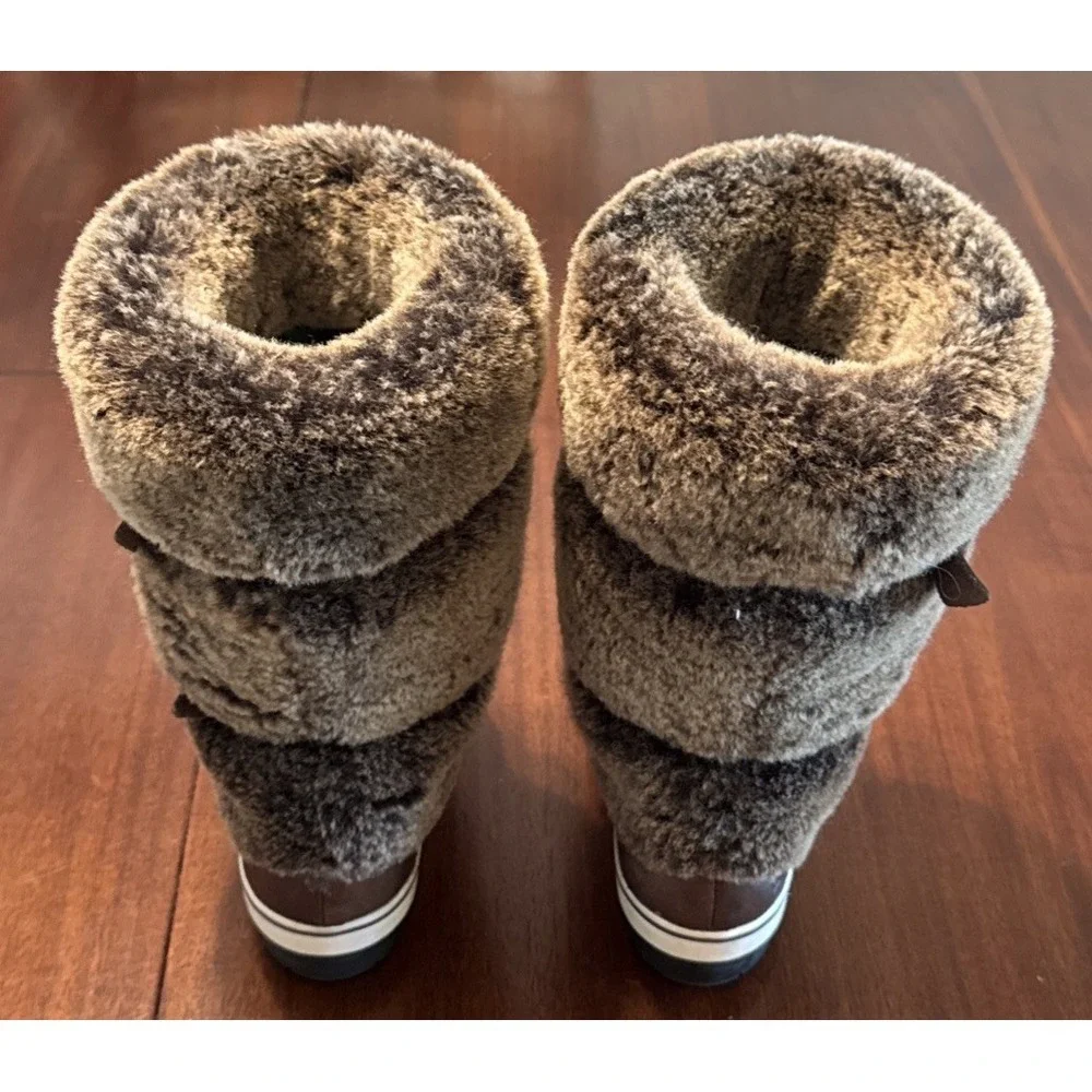 UGG 1001374 brown
